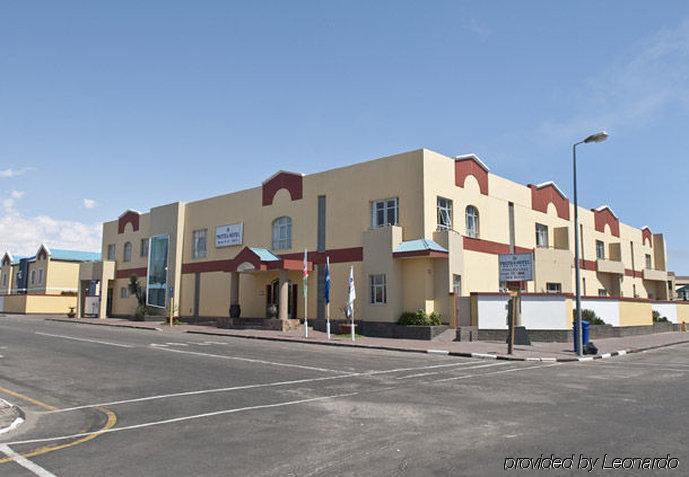 Protea Hotel By Marriott Walvis Bay Indongo Extérieur photo