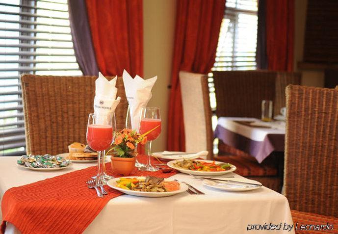 Protea Hotel By Marriott Walvis Bay Indongo Extérieur photo