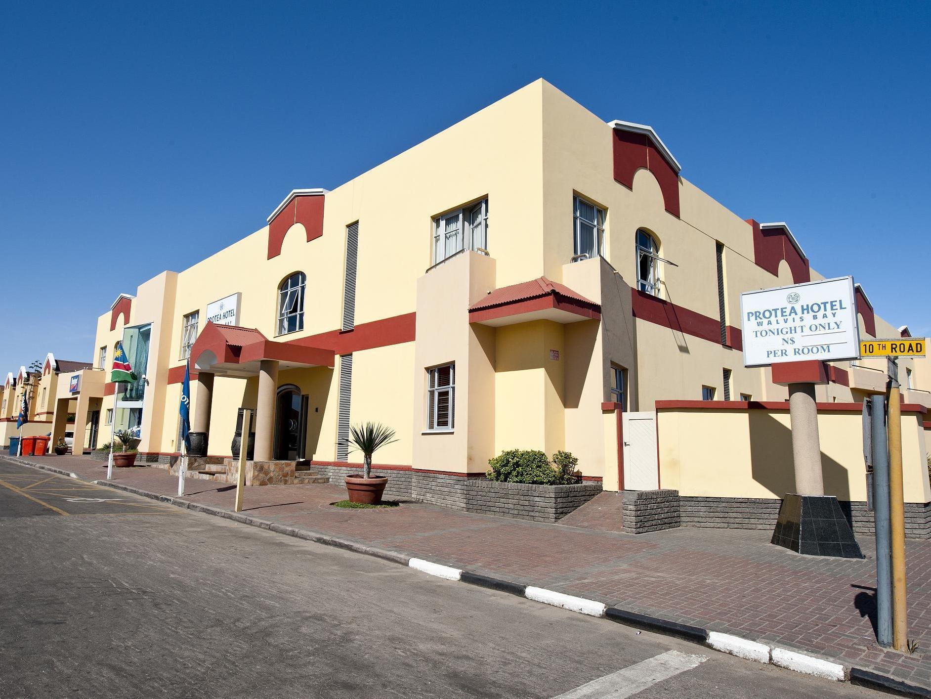 Protea Hotel By Marriott Walvis Bay Indongo Extérieur photo