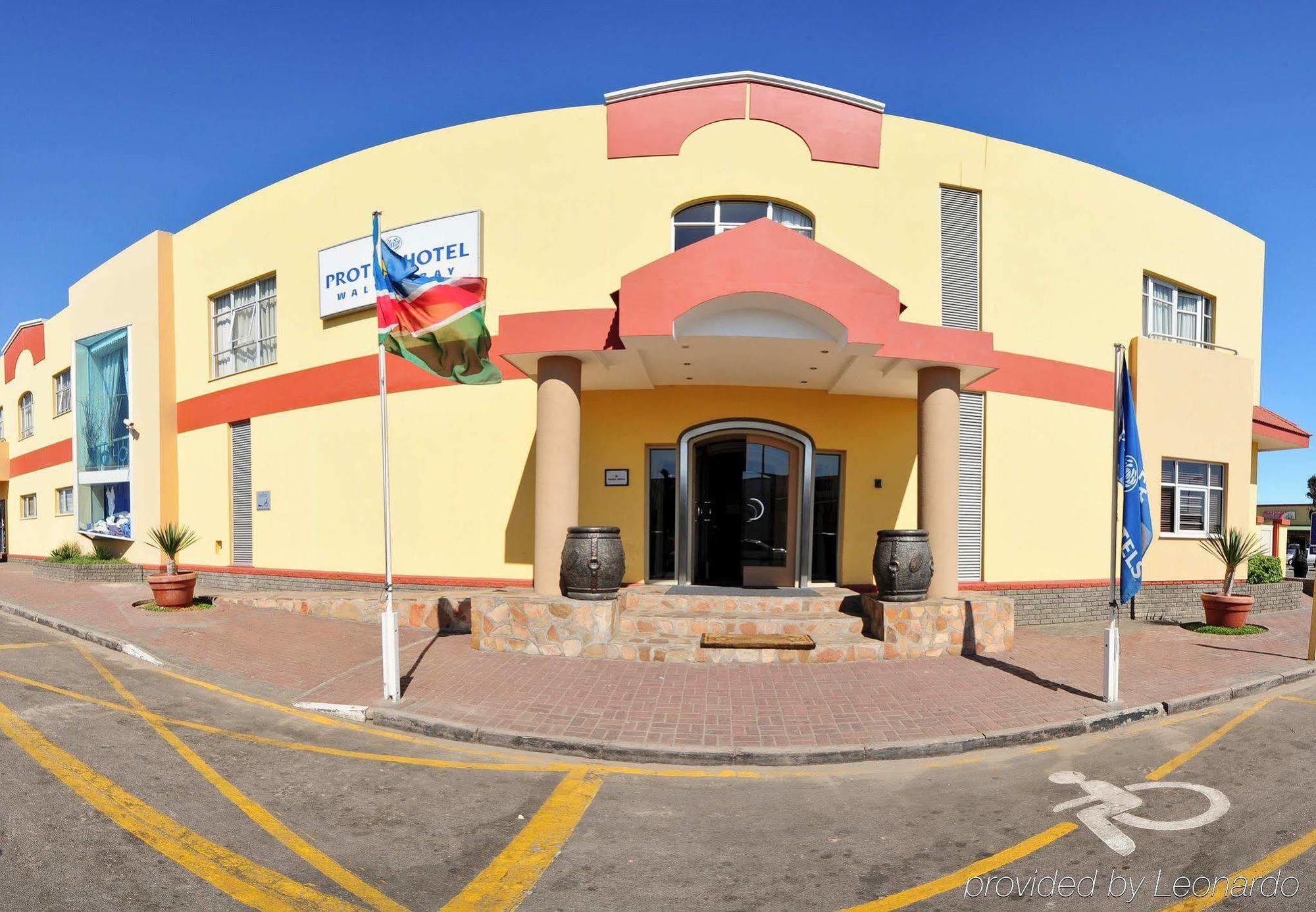 Protea Hotel By Marriott Walvis Bay Indongo Extérieur photo