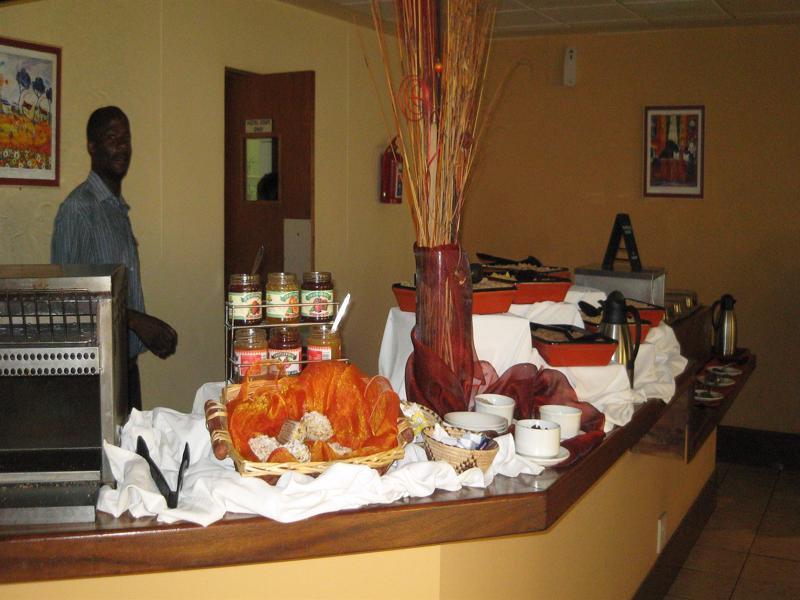Protea Hotel By Marriott Walvis Bay Indongo Extérieur photo